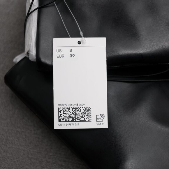 H&M - Ankle Boots - Picture 3 of 3